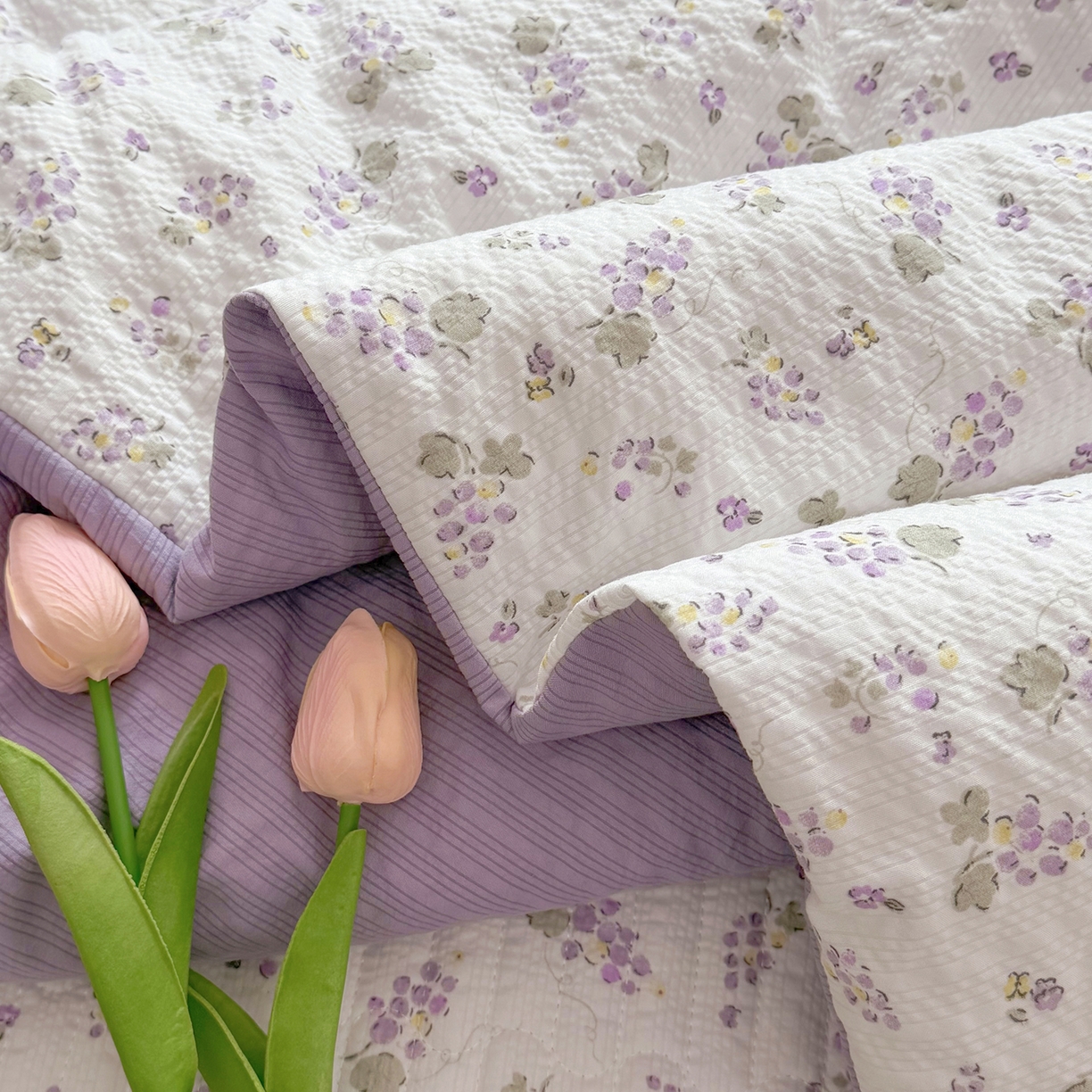 91家纺网 家纺一手货源 找家纺 悠米悠家 2026春夏新款泡泡纱印花夏被夏凉被空调被 葡萄小花园