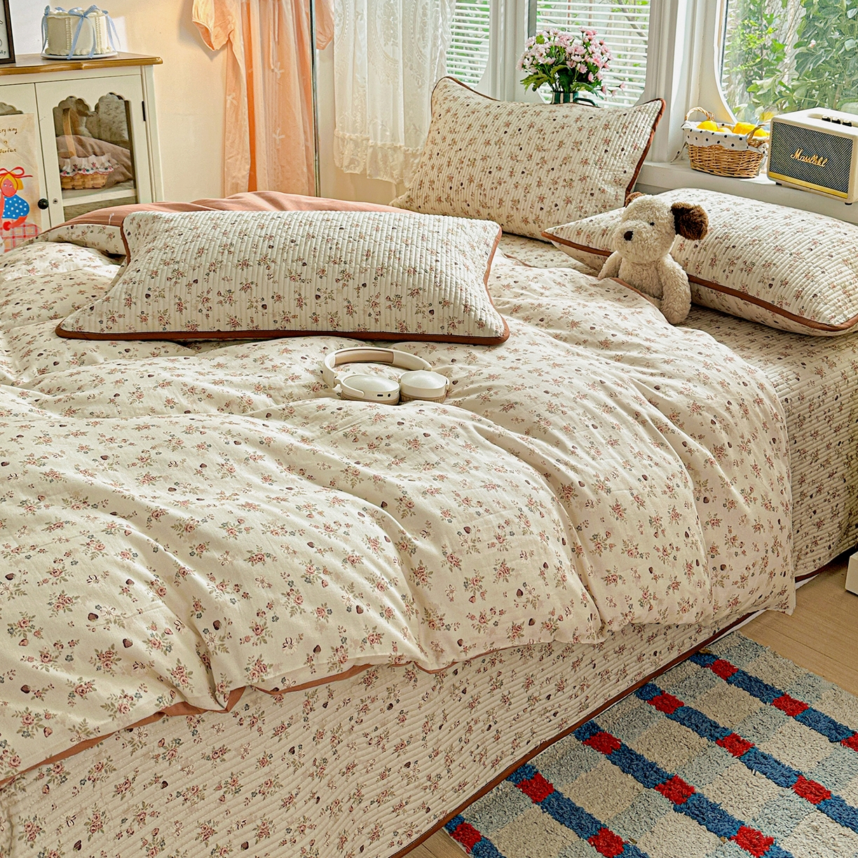 91家纺网 家纺一手货源 找家纺 文黛家居 2026新款全棉双层纱床盖四件套 草莓乐园