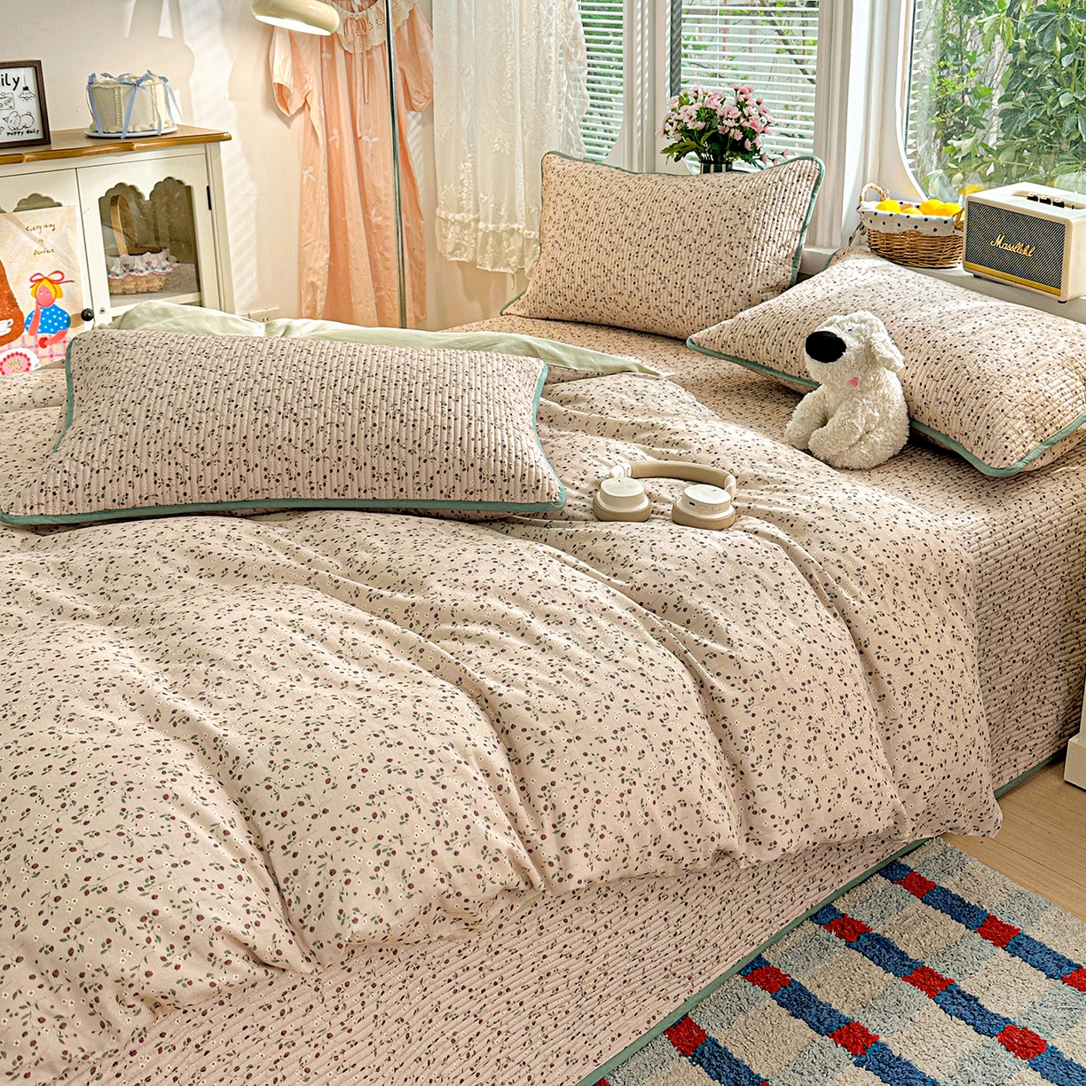 91家纺网 家纺一手货源 找家纺 文黛家居 2026新款全棉双层纱床盖四件套 晨雾花田