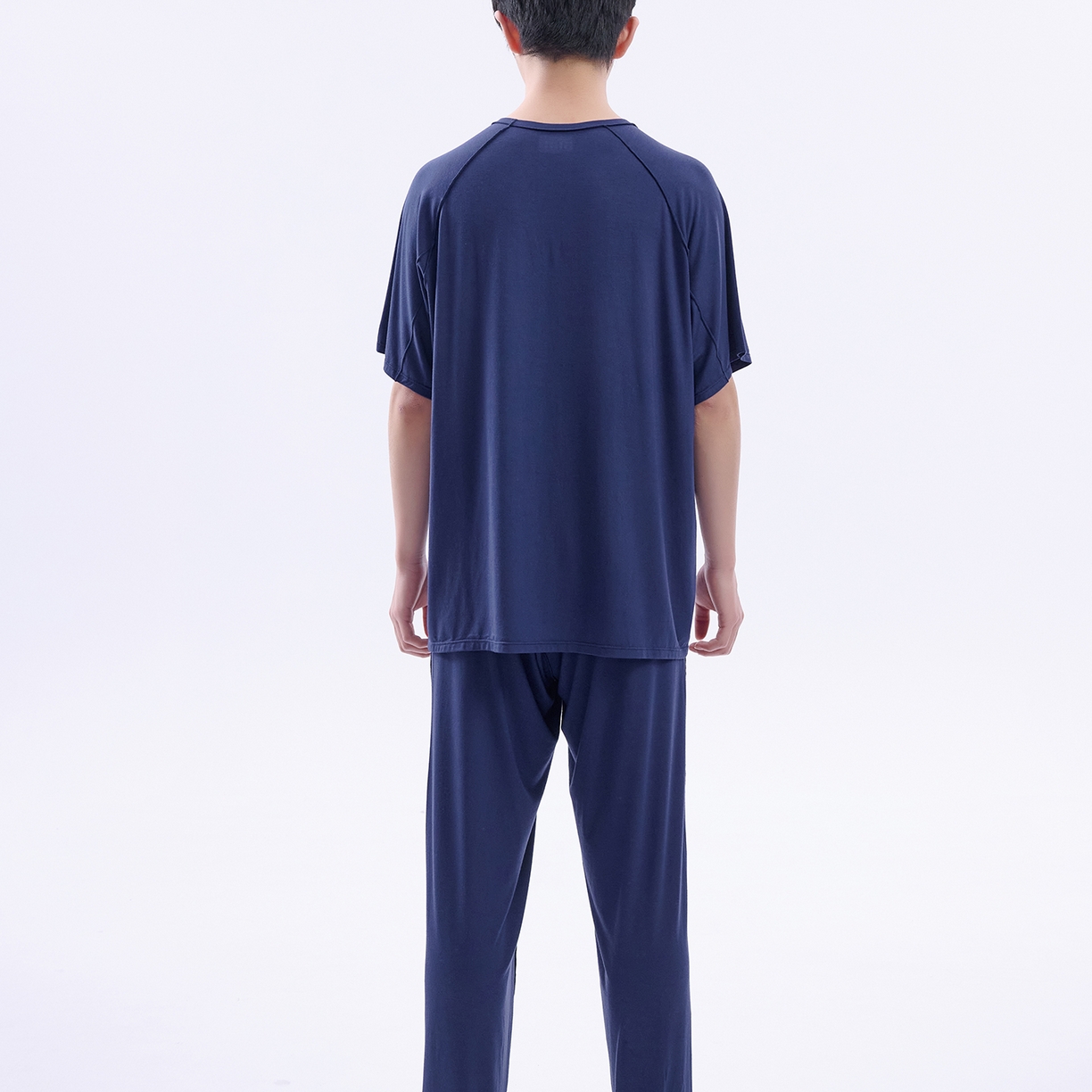 91家纺网 家纺一手货源 找家纺 唯爱品 2026新款亲肤舒适深睡睡衣--短袖长裤--短袖短裤--三色可选 男款-组合图