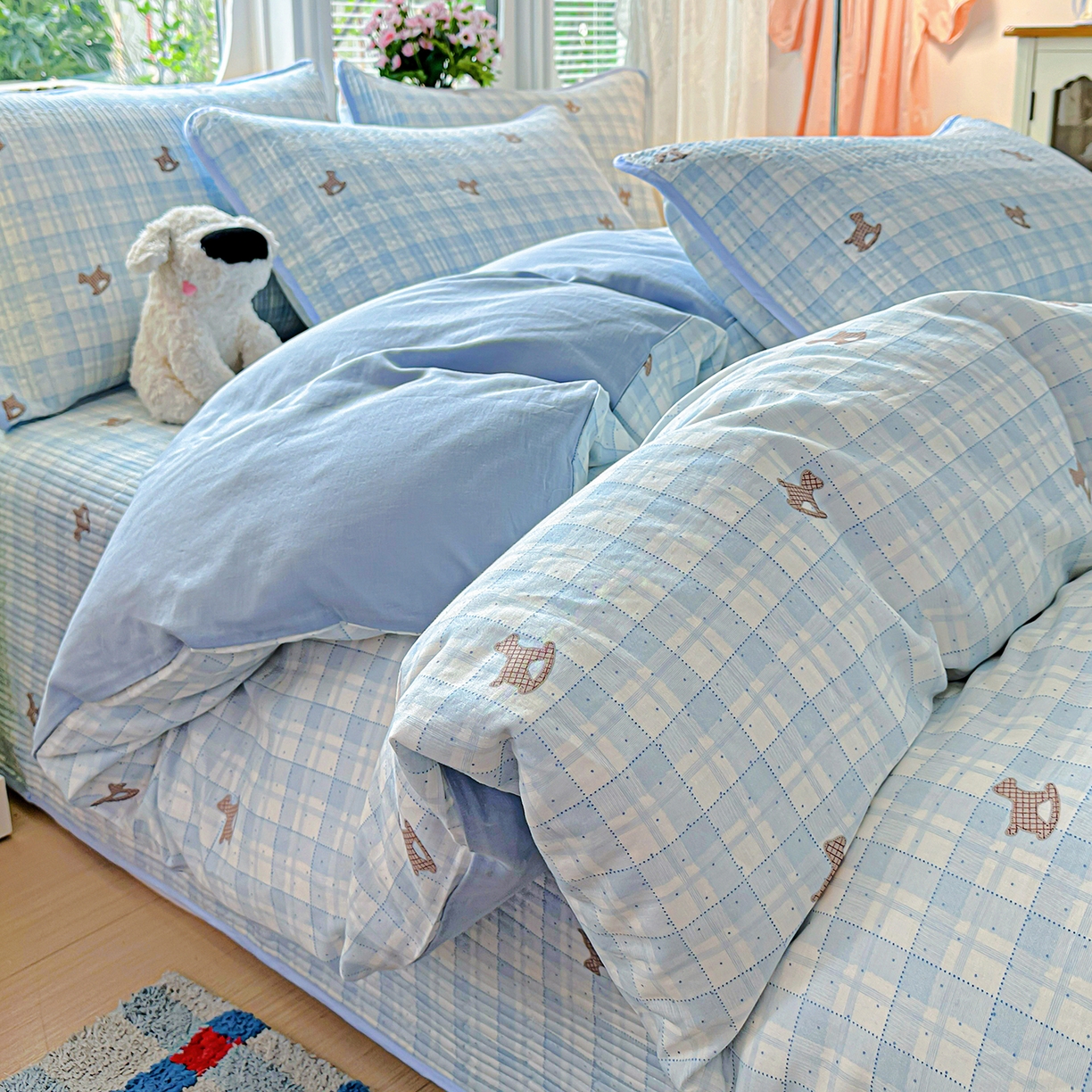 91家纺网 家纺一手货源 找家纺 文黛家居 2026新款全棉双层纱床盖四件套 格纹牧马