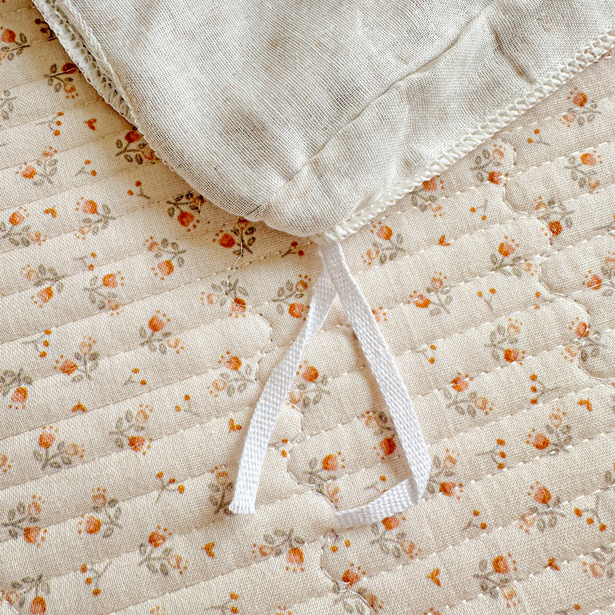 91家纺网 家纺一手货源 找家纺 文黛家居 2026新款全棉双层纱床盖四件套 浅苔-杏