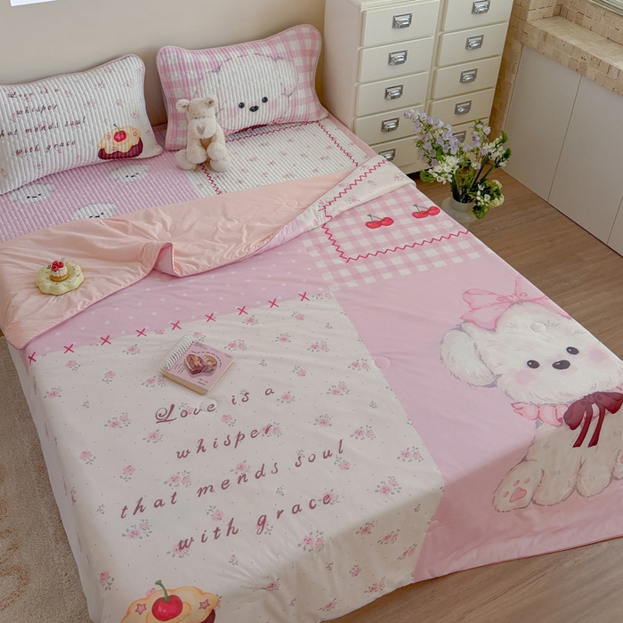 91家纺网 家纺一手货源 找家纺 贝扬思家纺 2026新款数码大版凉感丝夏被凉席系列 蛋糕小狗