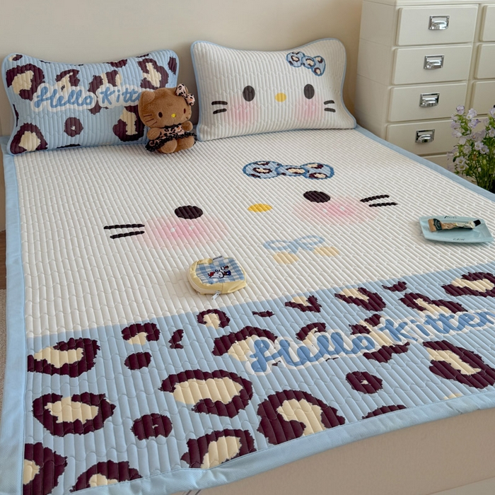 91家纺网 家纺一手货源 找家纺 贝扬思家纺 2026新款数码大版凉感丝夏被凉席系列 蓝色豹纹猫