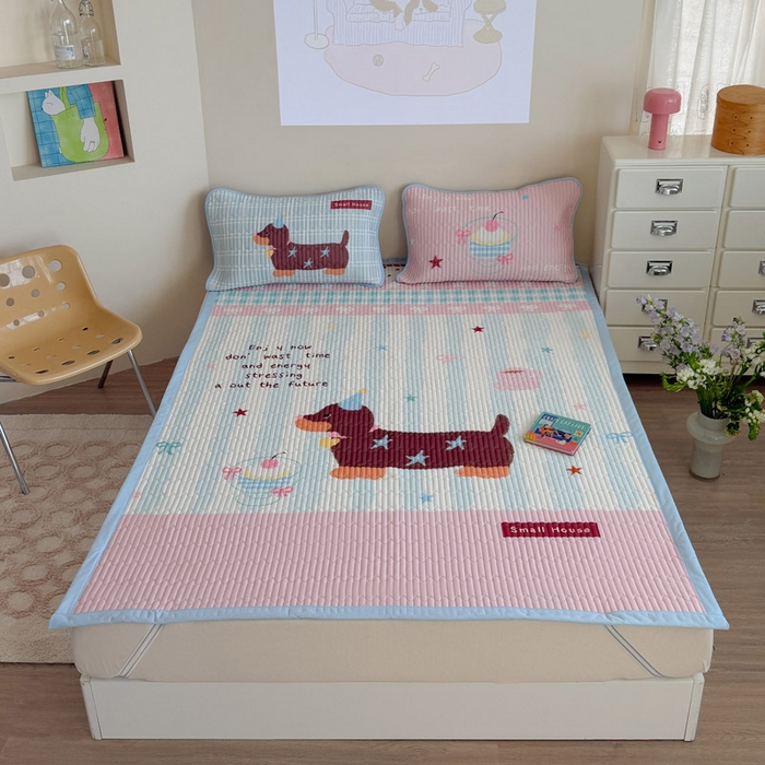 91家纺网 家纺一手货源 找家纺 贝扬思家纺 2026新款数码大版凉感丝夏被凉席系列 奶油小狗