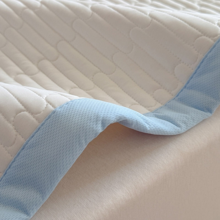 91家纺网 家纺一手货源 找家纺 贝扬思家纺 2026新款数码大版凉感丝夏被凉席系列 苹果小马