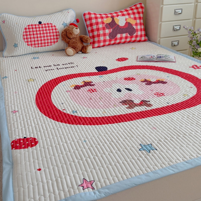 91家纺网 家纺一手货源 找家纺 贝扬思家纺 2026新款数码大版凉感丝夏被凉席系列 苹果小马