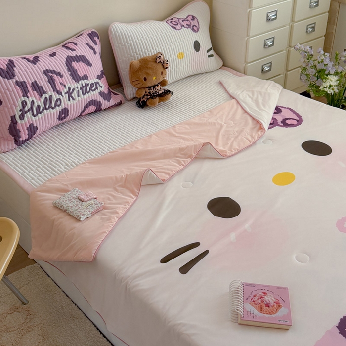 91家纺网 家纺一手货源 找家纺 贝扬思家纺 2026新款数码大版凉感丝夏被凉席系列 紫色豹纹猫