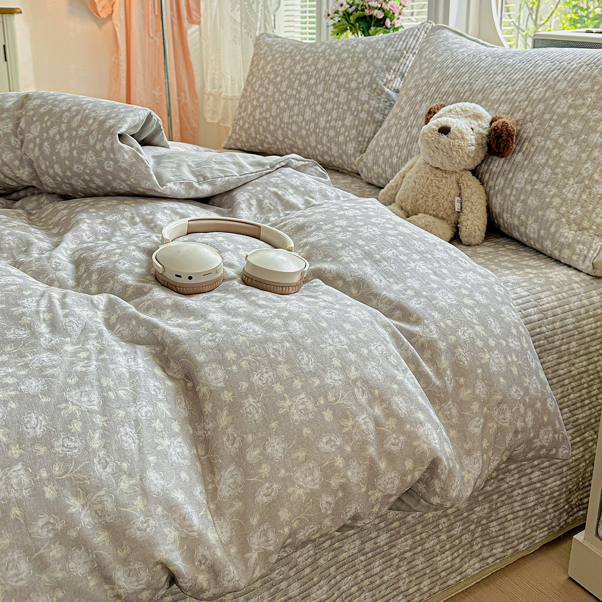 91家纺网 家纺一手货源 找家纺 文黛家居 2026新款全棉双层纱床盖四件套 雾灰花影