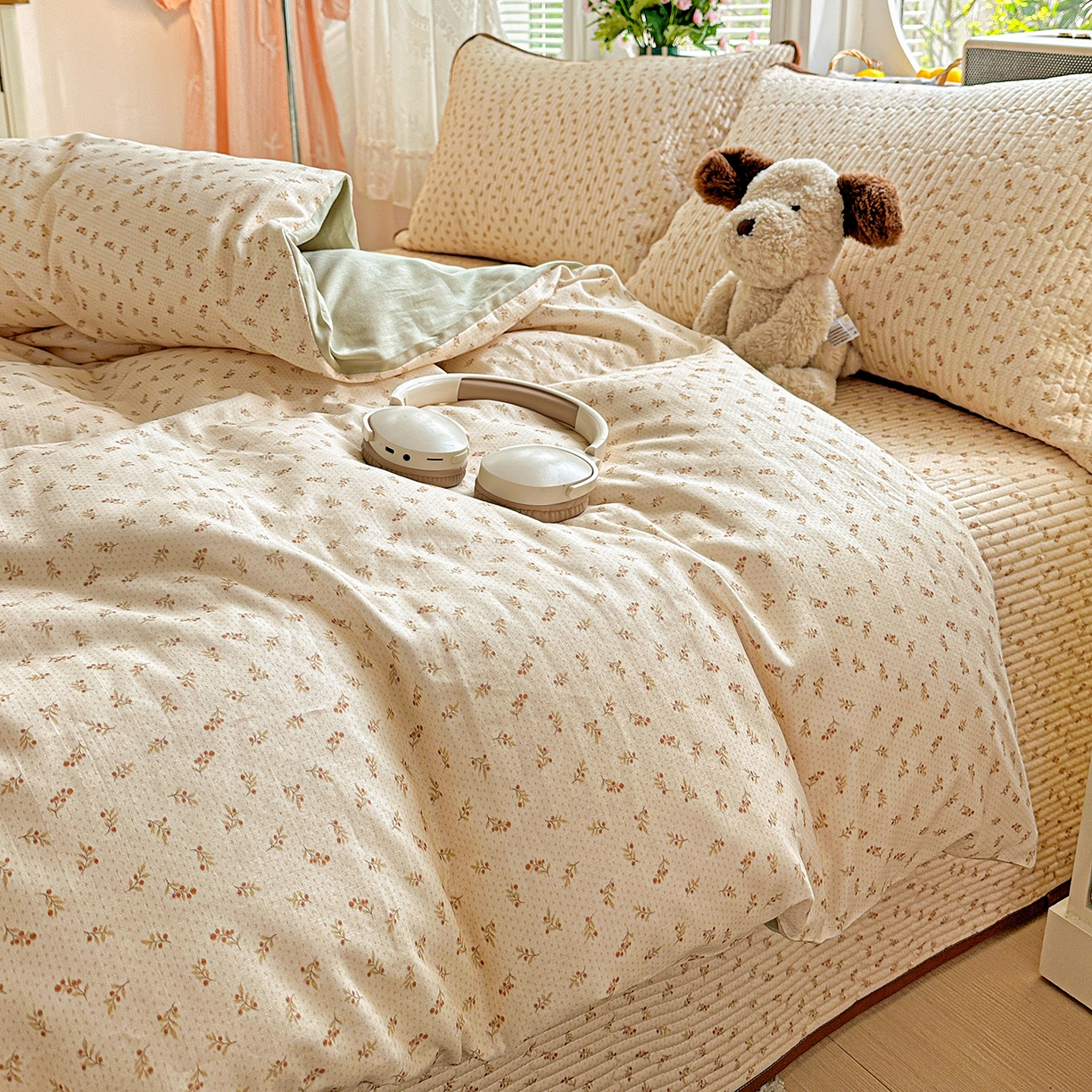 91家纺网 家纺一手货源 找家纺 文黛家居 2026新款全棉双层纱床盖四件套 烟花漫语