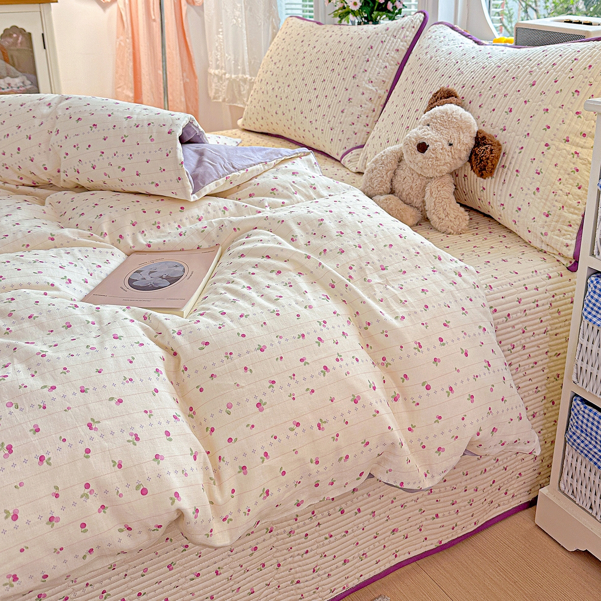 91家纺网 家纺一手货源 找家纺 文黛家居 2026新款全棉双层纱床盖四件套 紫樱桃