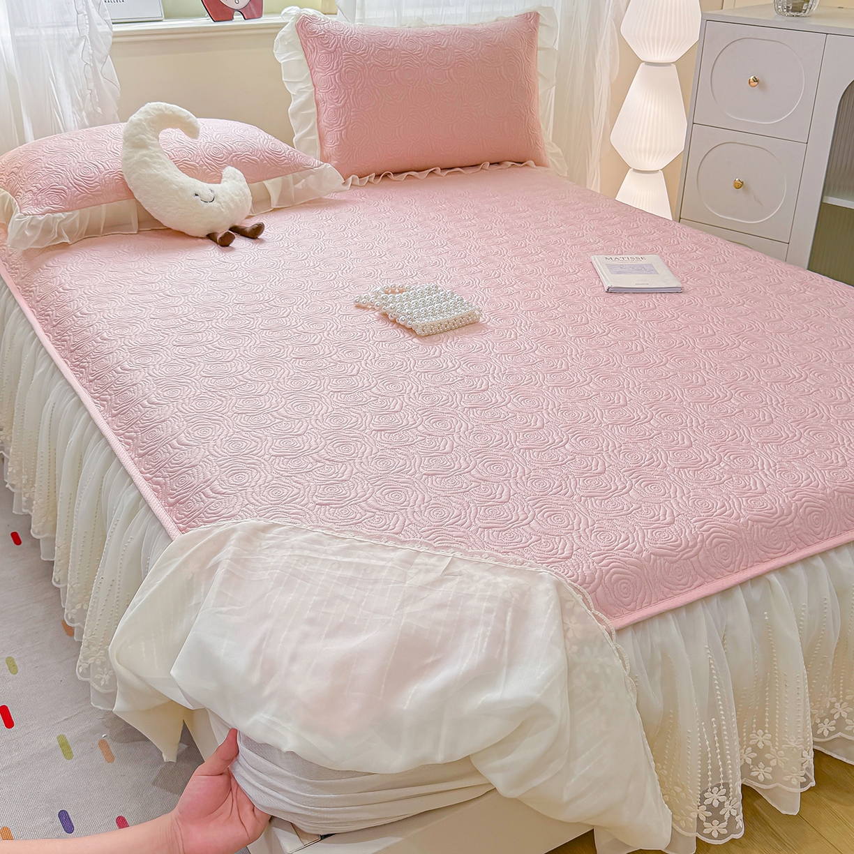 91家纺网 家纺一手货源 找家纺 （总）眠势力 2026新款PE提花冰凉豆豆床裙款床笠凉席子冰丝凉感中分子床裙乙纶床裙床笠二合一