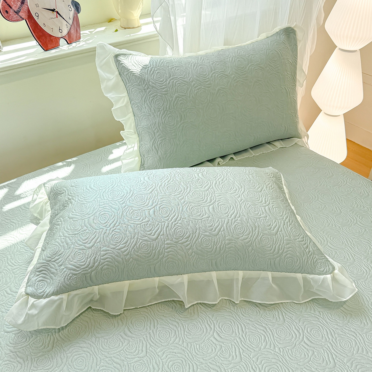 91家纺网 家纺一手货源 找家纺 眠势力 2026新款PE提花冰凉豆豆床裙款床笠凉席子冰丝凉感中分子床裙乙纶床裙床笠二合一 晚风-清绿