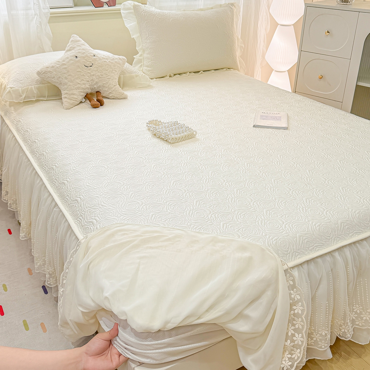 91家纺网 家纺一手货源 找家纺 眠势力 2026新款PE提花冰凉豆豆床裙款床笠凉席子冰丝凉感中分子床裙乙纶床裙床笠二合一 晚风-雾米