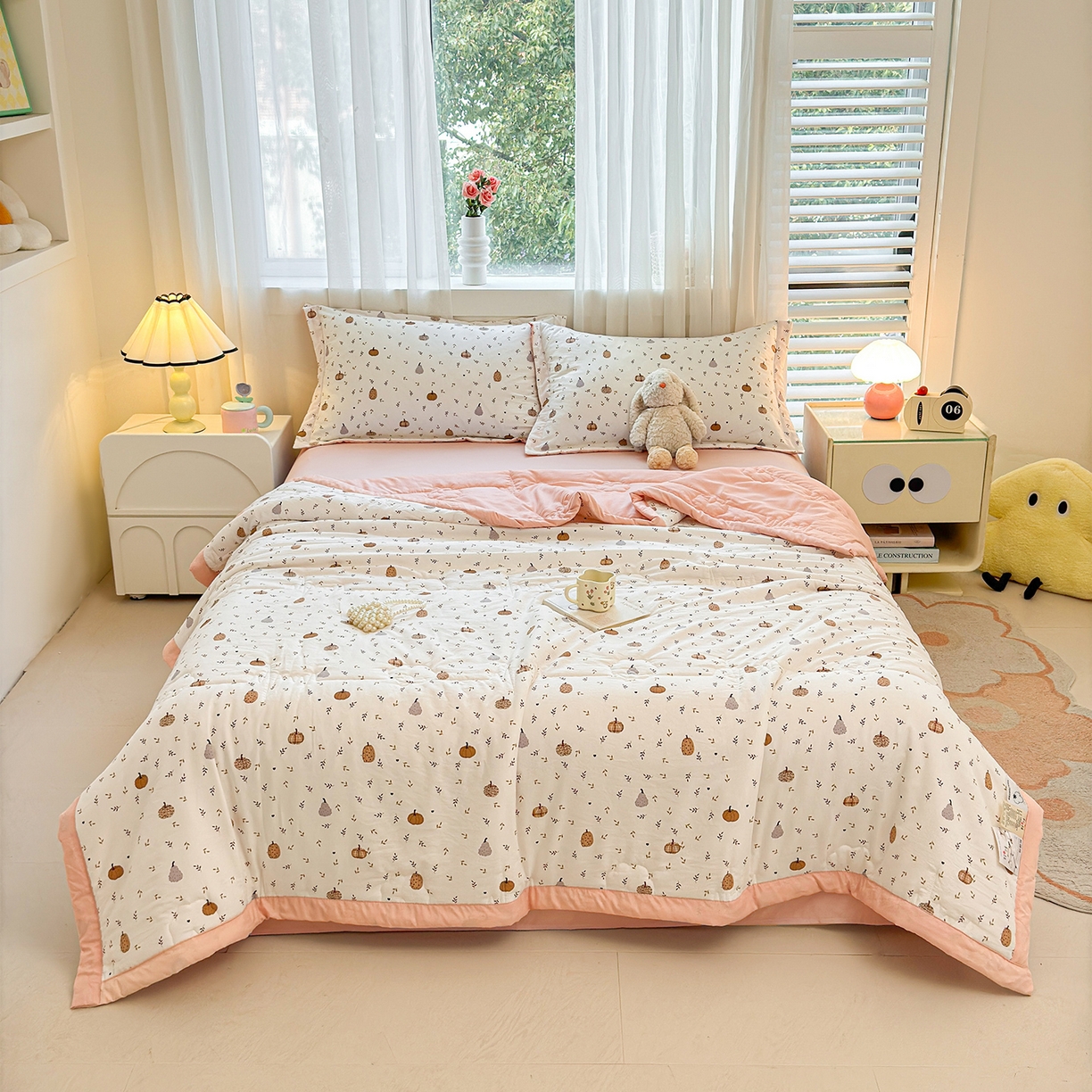 91家纺网 家纺一手货源 找家纺  2026新款A类印花手包边凌香新疆棉花夏被 凌香心怡南瓜