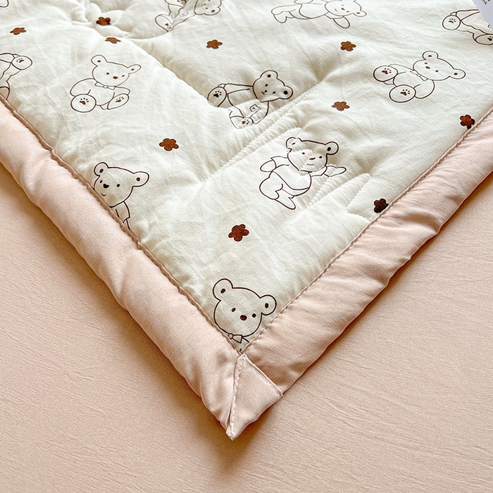 91家纺网 家纺一手货源 找家纺  2026新款A类直播爆款凌香棉花夏被空调被夏凉被 凌香云朵熊