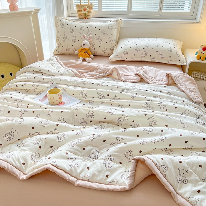 91家纺网 家纺一手货源 找家纺  2026新款A类直播爆款凌香棉花夏被空调被夏凉被 凌香云朵熊