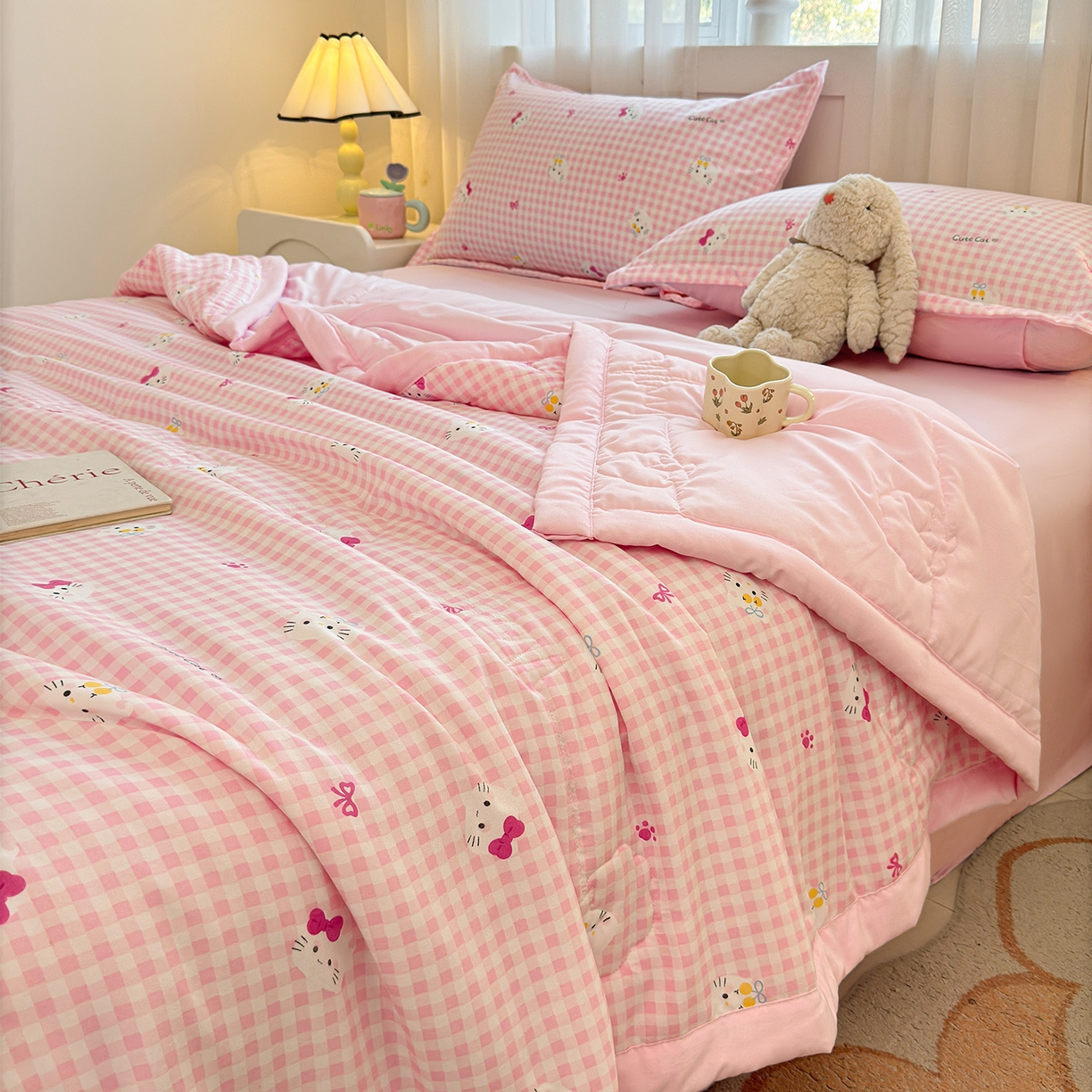 91家纺网 家纺一手货源 找家纺  2026新款A类直播爆款凌香棉花夏被空调被夏凉被 凌香格林童话