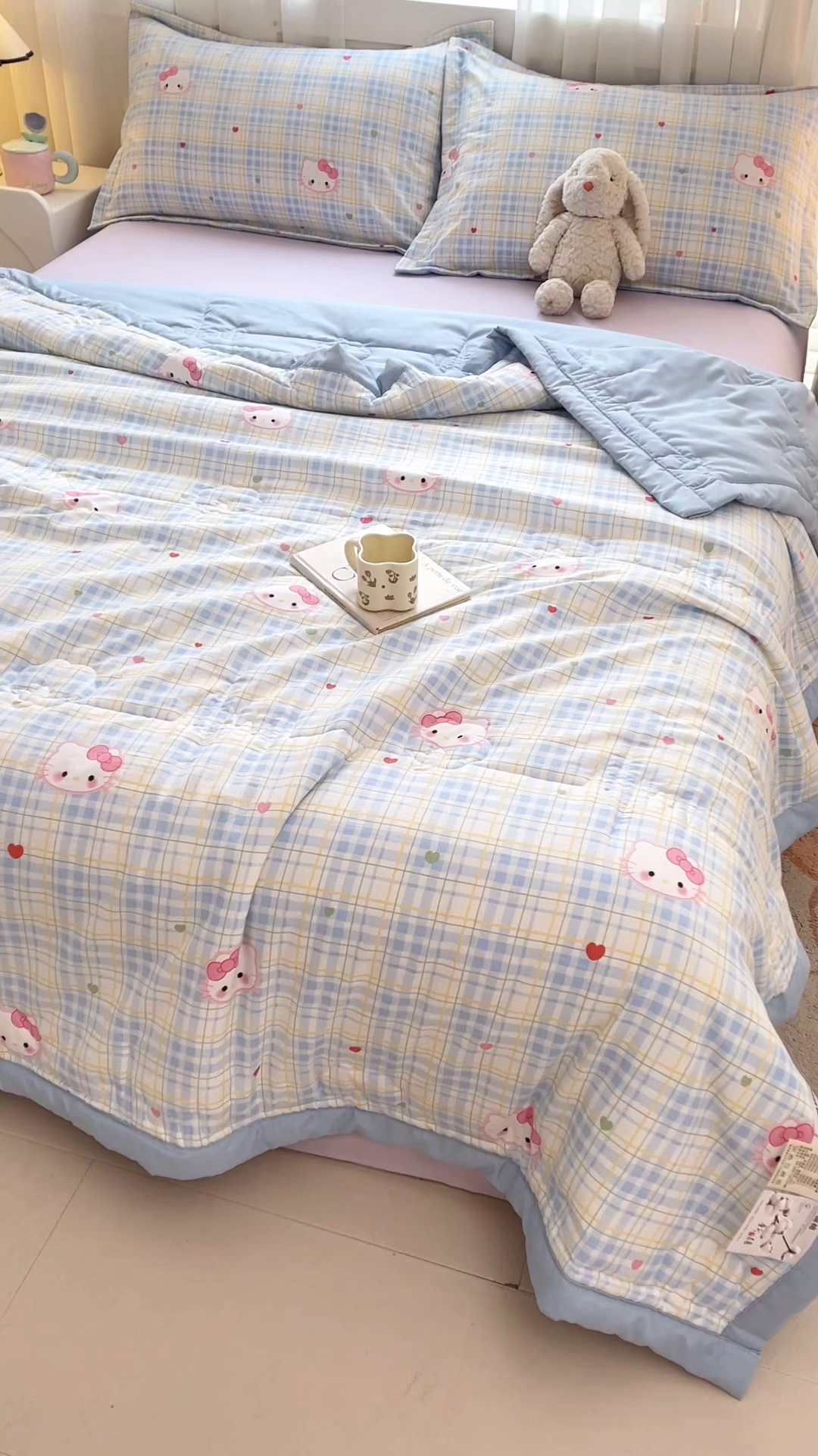 91家纺网 家纺一手货源 找家纺 2026新款A类直播爆款凌香棉花夏被空调被夏凉被 凌香凯蒂之约