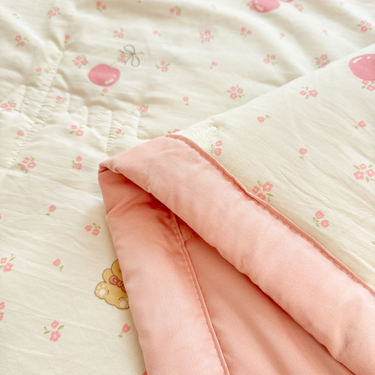 91家纺网 家纺一手货源 找家纺  2026新款A类直播爆款凌香棉花夏被空调被夏凉被 凌香甜美樱桃