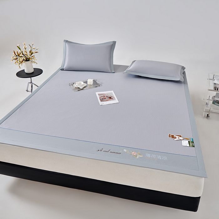 91家纺网 家纺一手货源 找家纺 小牛席业 2026春夏新款双PE高凉感-薄荷清凉冰丝席席子凉席 灰色