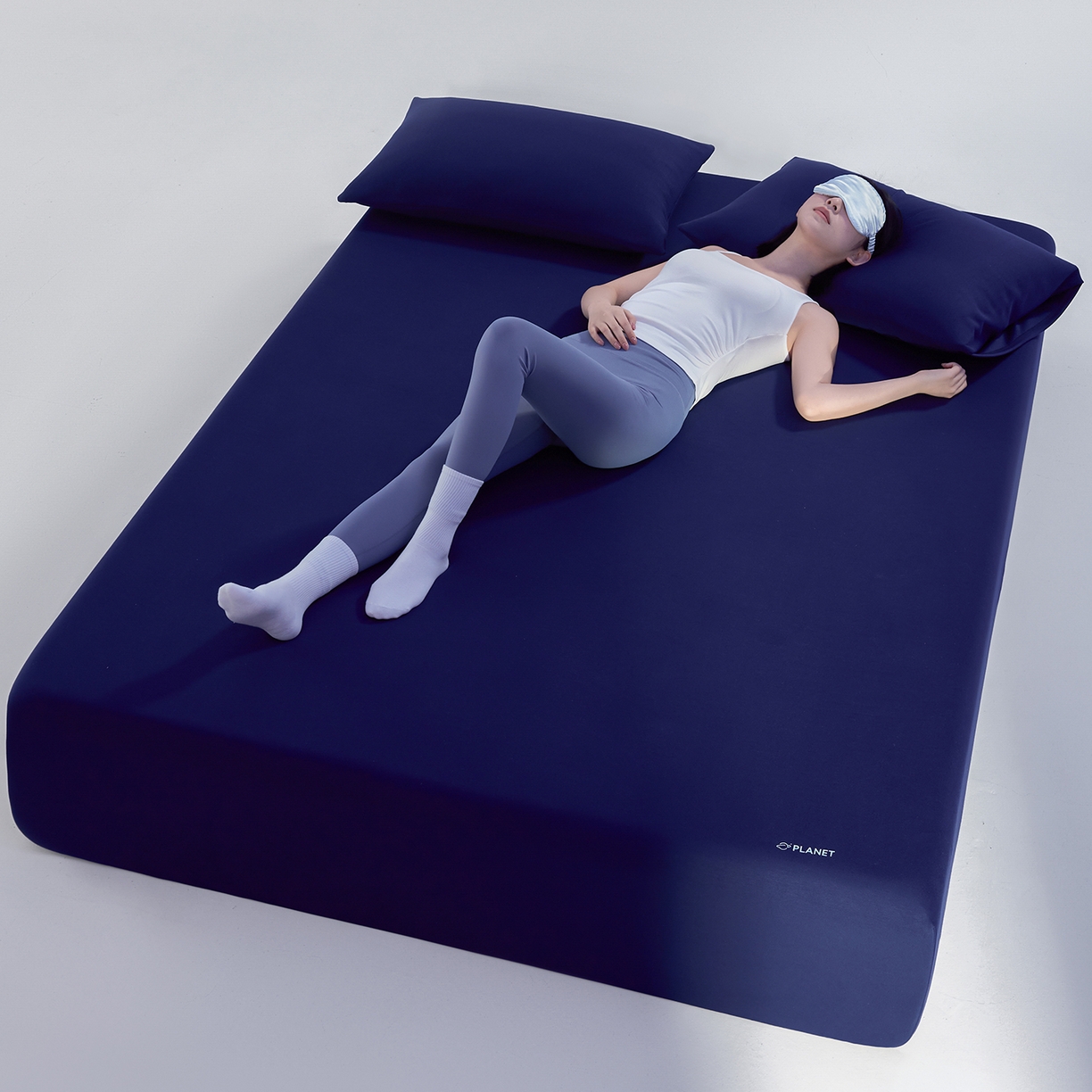 91家纺网 家纺一手货源 找家纺 （总）莱福仕 2026新款酣睡星球深蓝床笠单品床笠床笠单件1.0-场景一