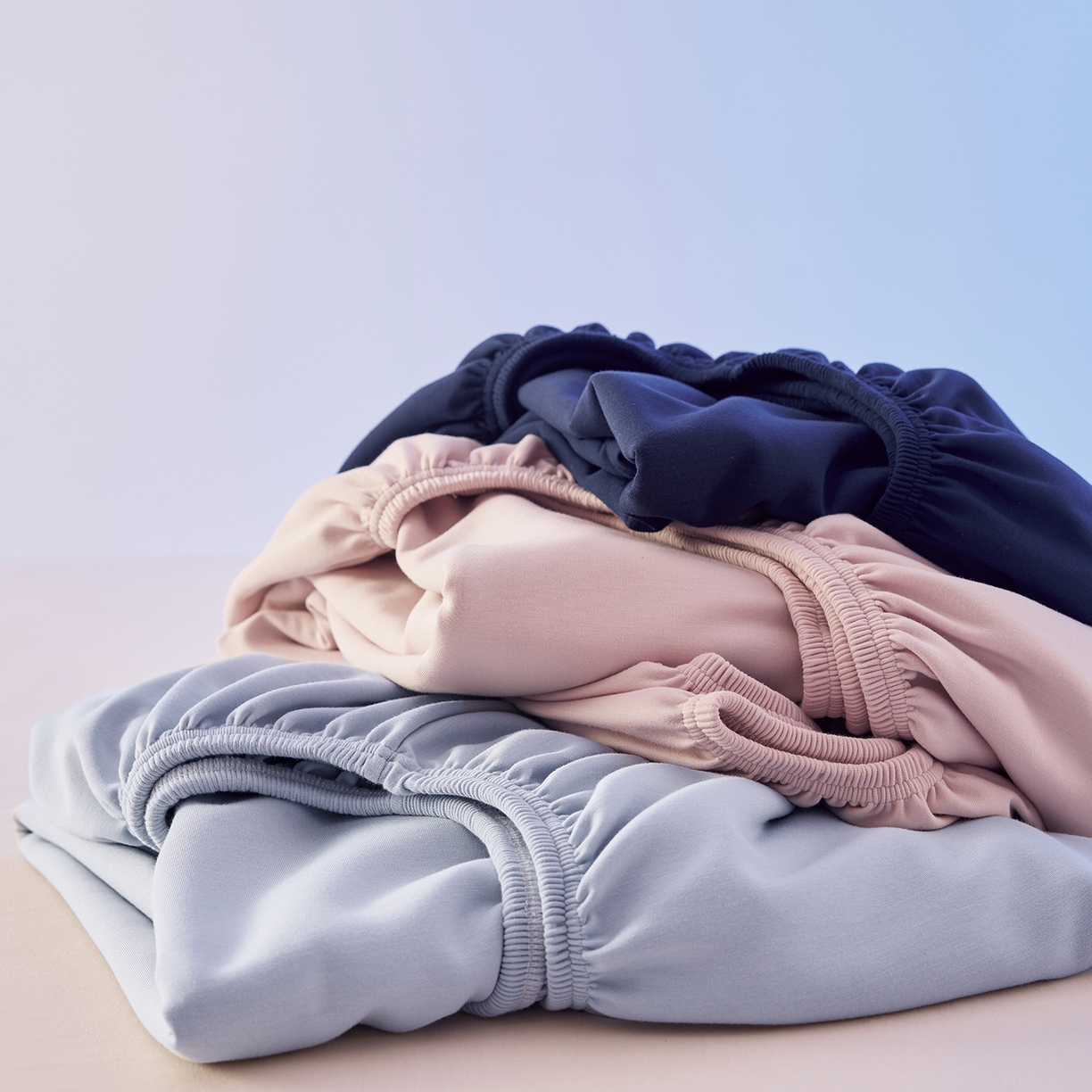 91家纺网 家纺一手货源 找家纺 （总）莱福仕 2026新款酣睡星球深蓝床笠单品床笠床笠单件1.0-场景一