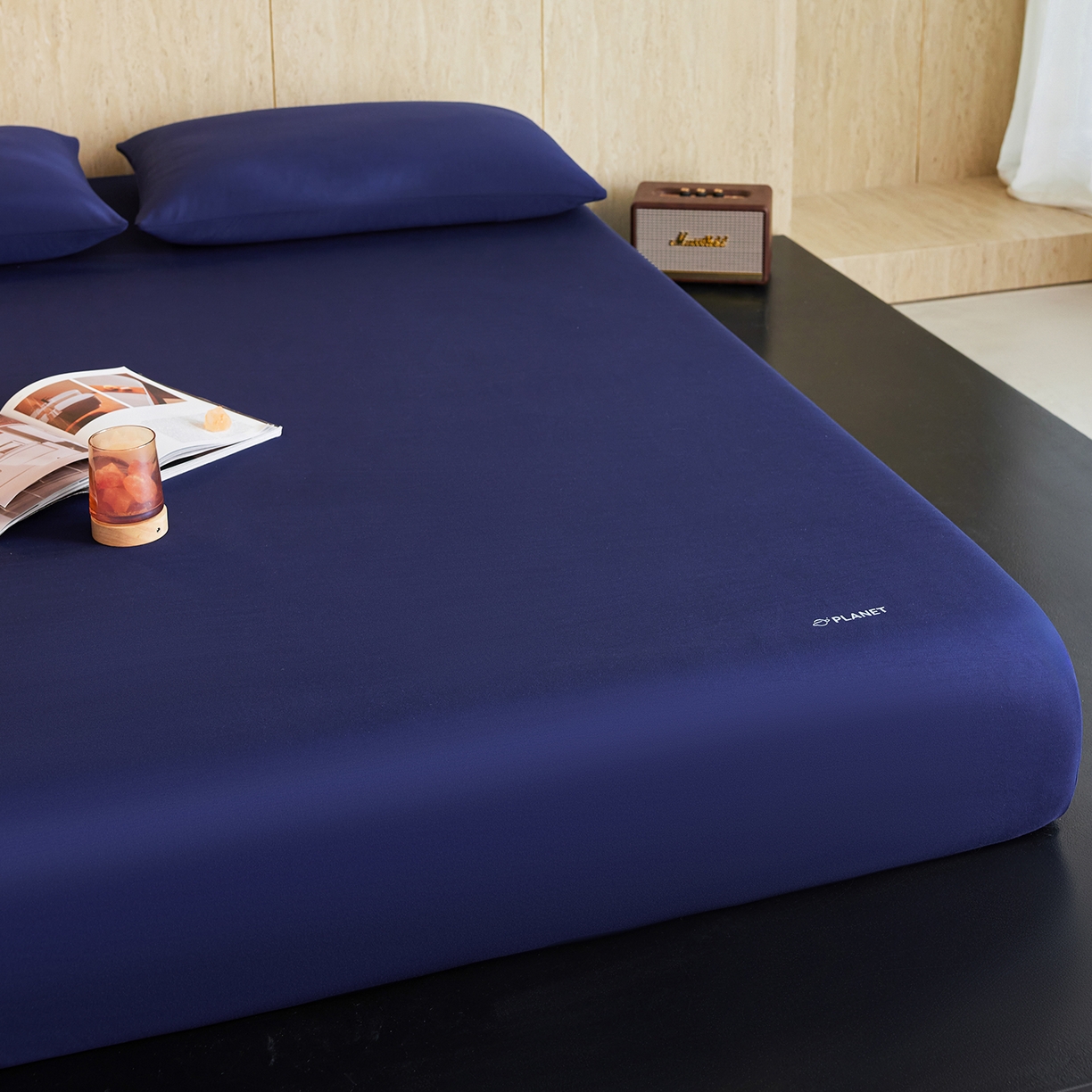 91家纺网 家纺一手货源 找家纺 （总）莱福仕 2026新款酣睡星球深蓝床笠单品床笠床笠单件1.0-场景二