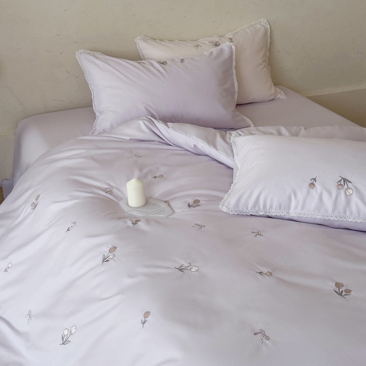 艾唯希家纺 2026新款全棉纯棉满绣小花边工艺四件套刺绣-郁金小花系列 郁金小花-紫