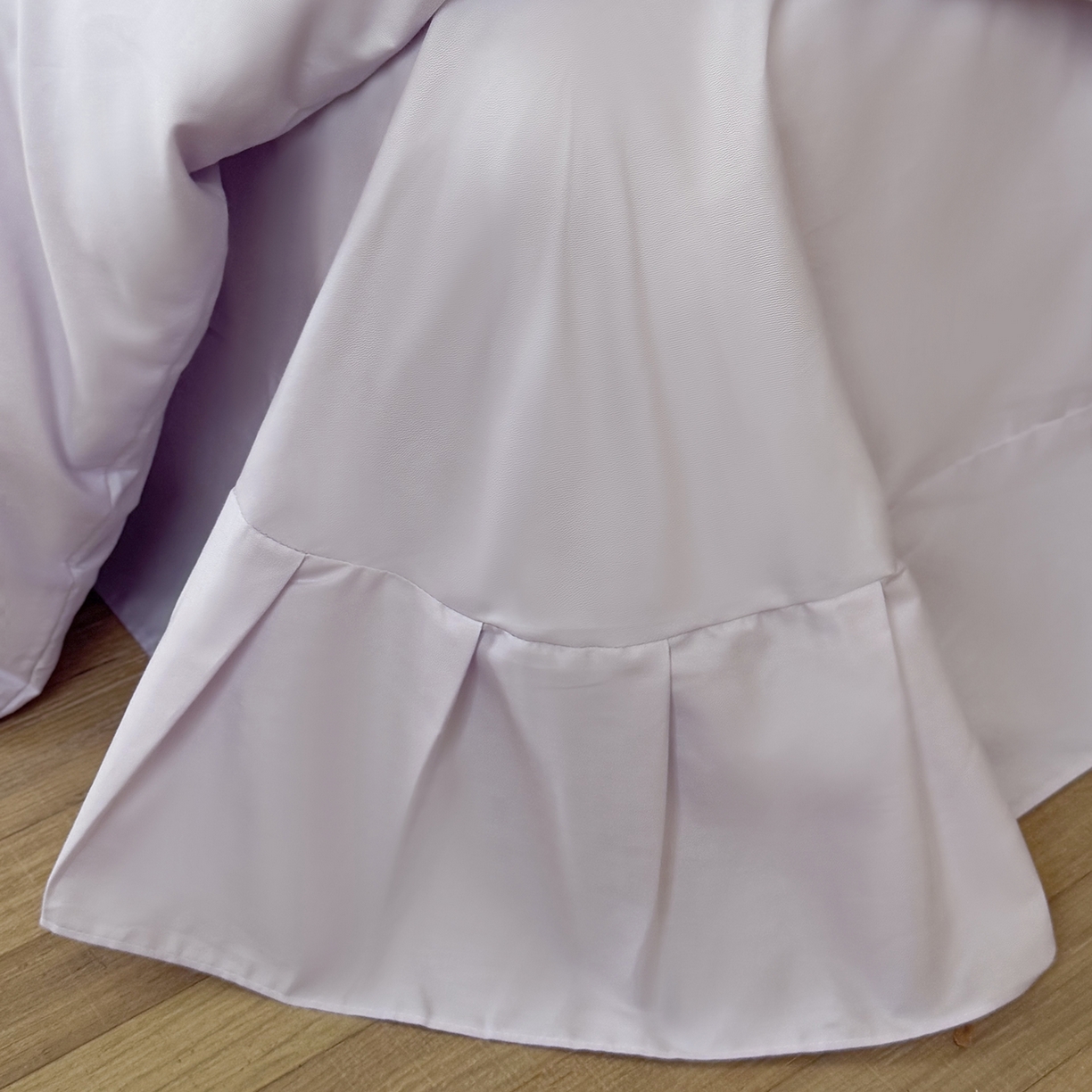 91家纺网 家纺一手货源 找家纺 艾唯希家纺 2026新款全棉纯棉满绣小花边工艺四件套刺绣-郁金小花系列 郁金小花-紫