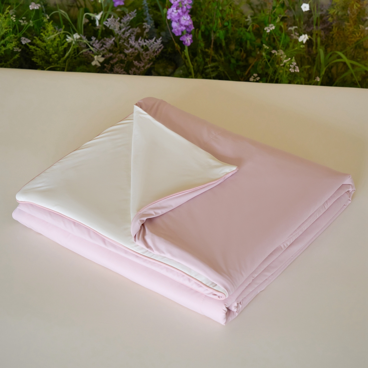 91家纺网 家纺一手货源 找家纺 觅糖家纺 2026新款甜梦薰衣草凉感夏被 贝壳粉