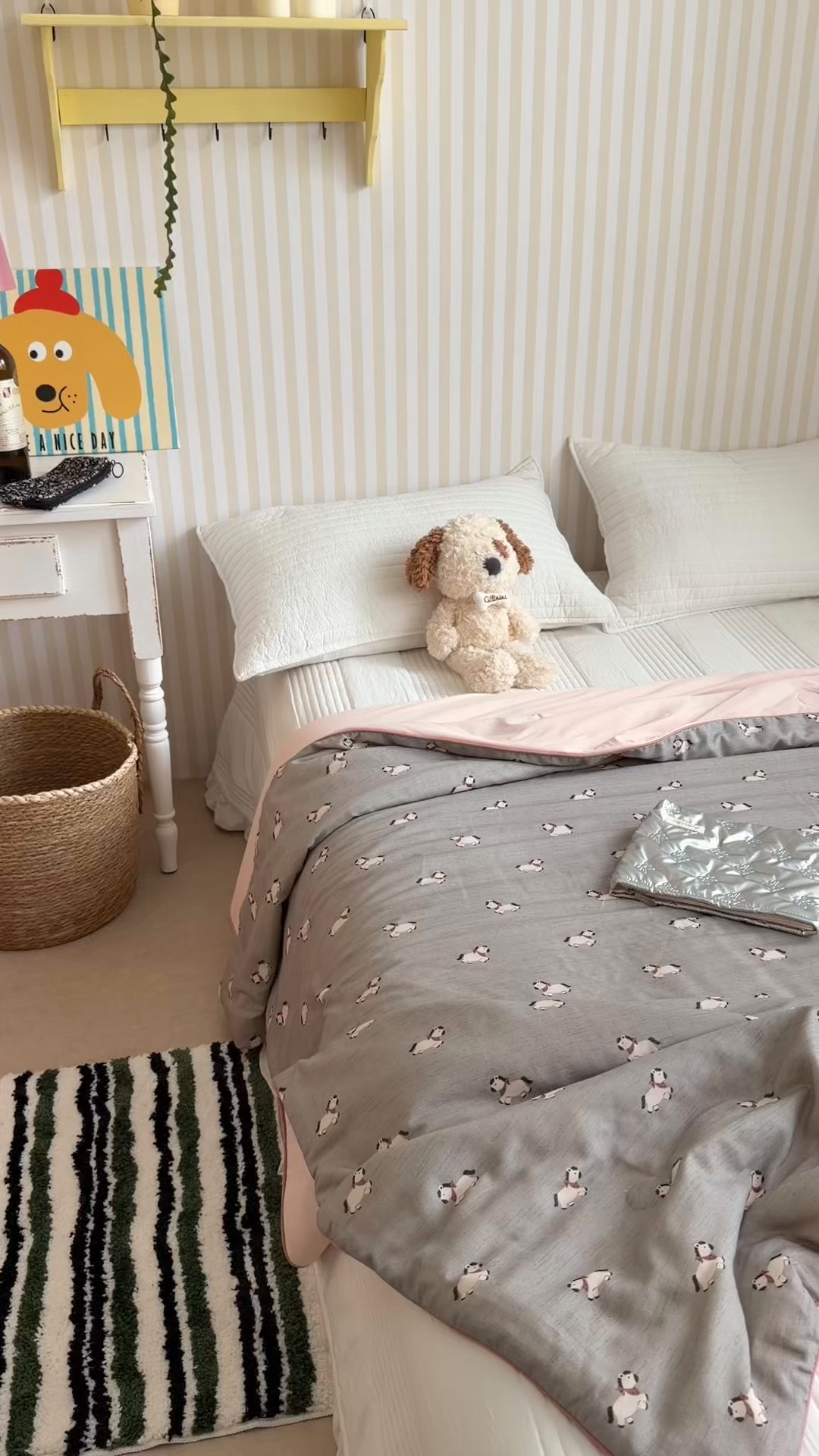 91家纺网 家纺一手货源 找家纺 暖生活 2026新款A类“冰纱”母婴级全棉纯棉双层纱夏被夏凉被空调被（礼盒包装） 灰调小马