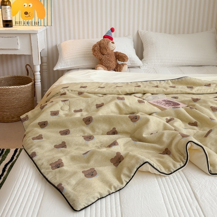 91家纺网 家纺一手货源 找家纺 暖生活 2026新款A类“冰纱”母婴级全棉纯棉双层纱夏被夏凉被空调被（礼盒包装） 眼镜熊