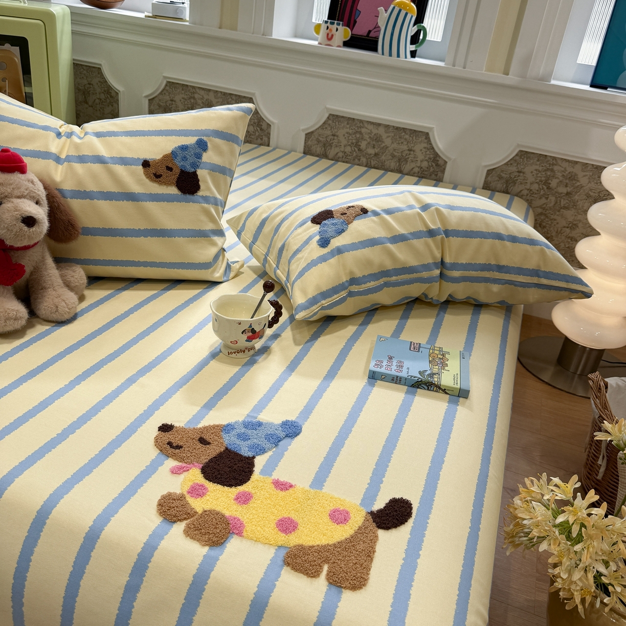 91家纺网 家纺一手货源 找家纺 觅糖家纺 2026新款大版卡通毛巾绣老粗布凉席席子系列 波点腊肠狗