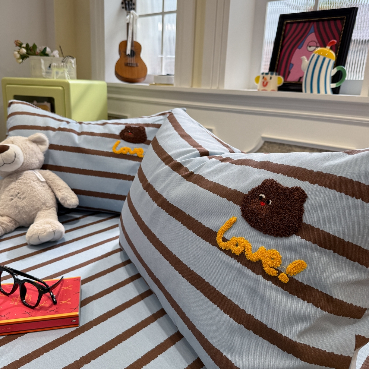 91家纺网 家纺一手货源 找家纺 觅糖家纺 2026新款大版卡通毛巾绣老粗布凉席席子系列 笔记小熊