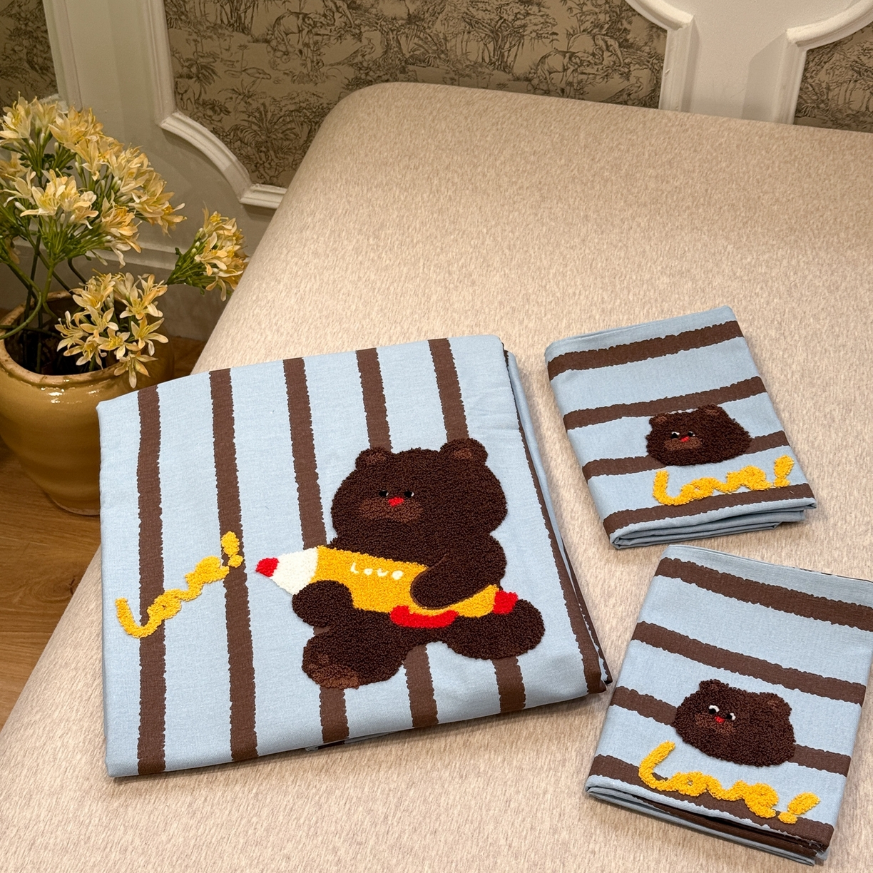 91家纺网 家纺一手货源 找家纺 觅糖家纺 2026新款大版卡通毛巾绣老粗布凉席席子系列 组合图