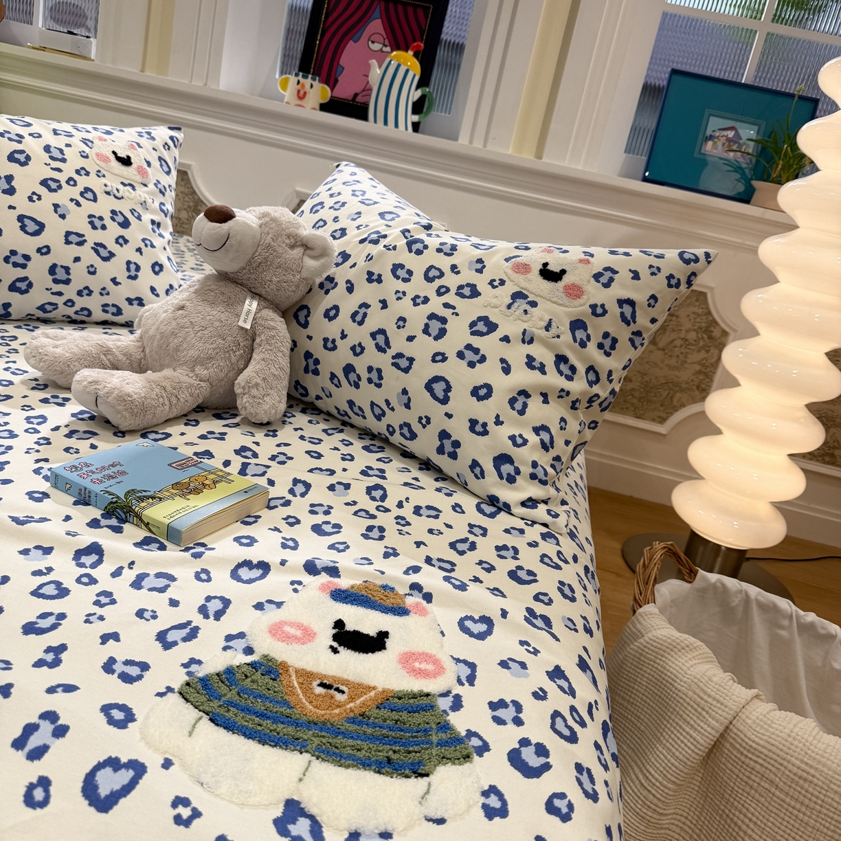 91家纺网 家纺一手货源 找家纺 觅糖家纺 2026新款大版卡通毛巾绣老粗布凉席席子系列 蓝豹西高地