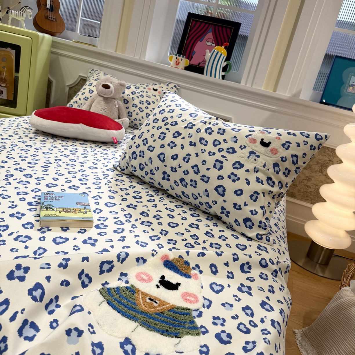 91家纺网 家纺一手货源 找家纺 觅糖家纺 2026新款大版卡通毛巾绣老粗布凉席席子系列 蓝豹西高地