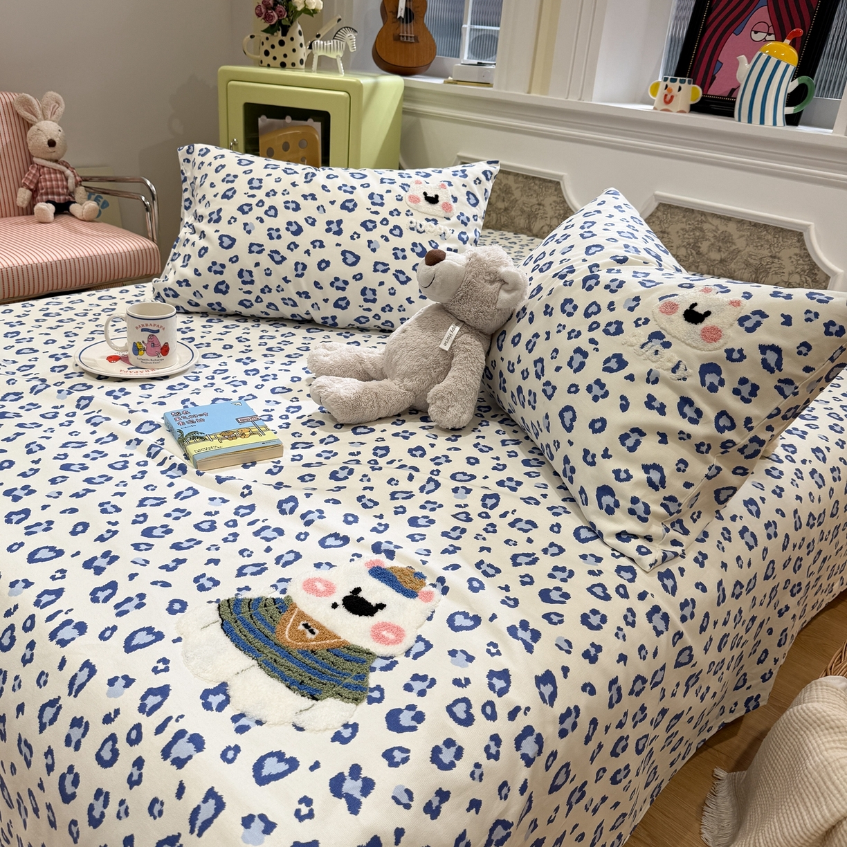 91家纺网 家纺一手货源 找家纺 觅糖家纺 2026新款大版卡通毛巾绣老粗布凉席席子系列 蓝豹西高地