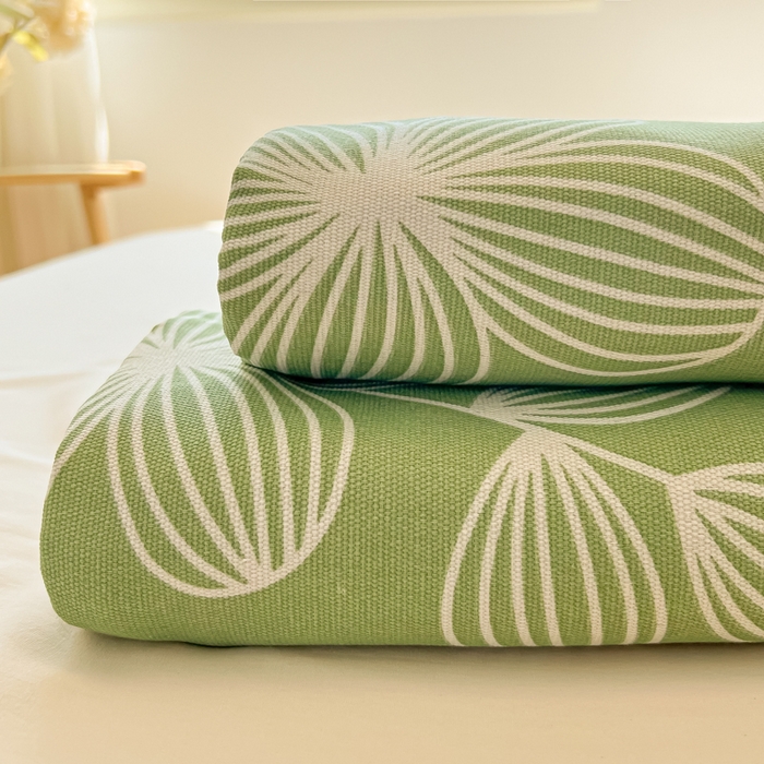 91家纺网 家纺一手货源 找家纺 爱彼家纺 2026新款细沙工艺款亲肤柔软粗布组合系列 花清舞绿