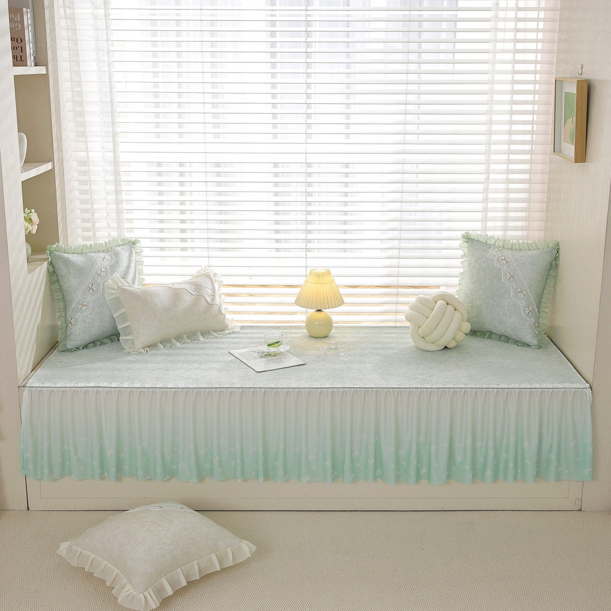 91家纺网 家纺一手货源 找家纺 共鸣沙发垫 2026新款冰豆豆素雅飘窗垫系列 素雅绿色