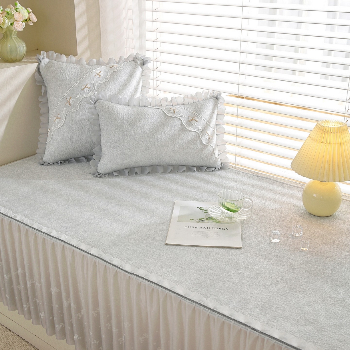 91家纺网 家纺一手货源 找家纺 共鸣沙发垫 2026新款冰豆豆素雅飘窗垫系列 素雅灰色