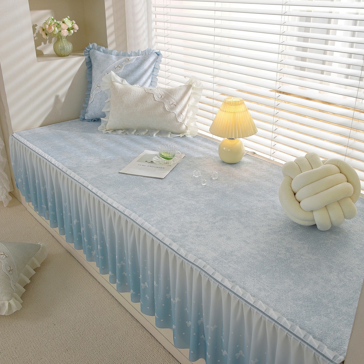 91家纺网 家纺一手货源 找家纺 共鸣沙发垫 2026新款冰豆豆素雅飘窗垫系列 素雅蓝色