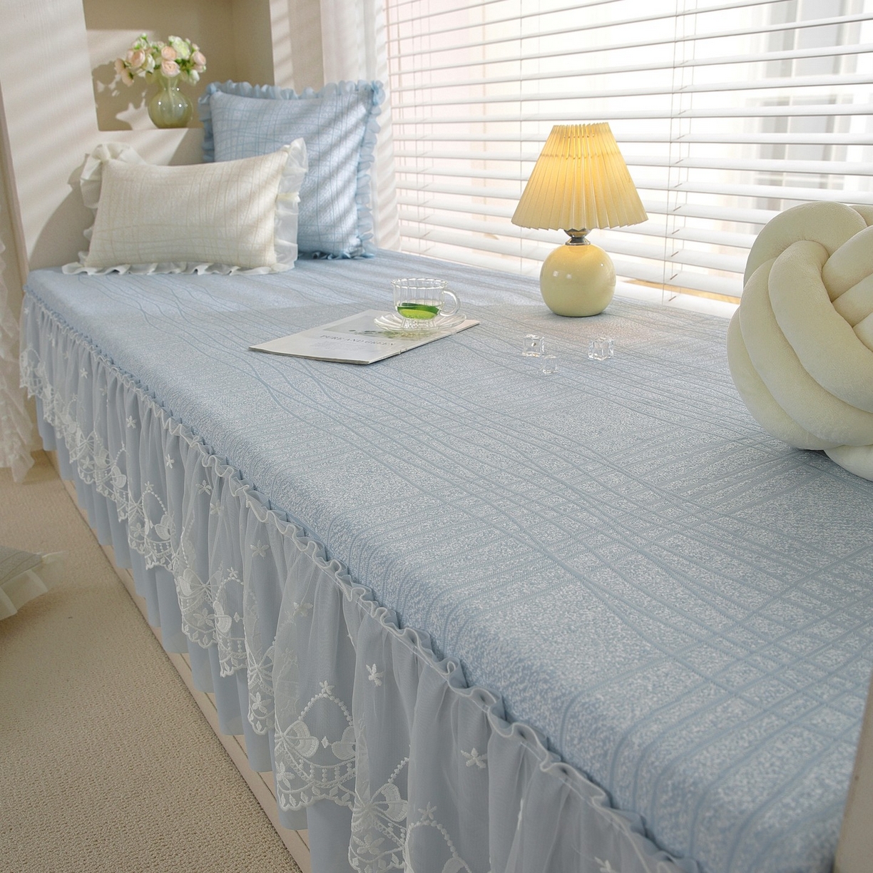 91家纺网 家纺一手货源 找家纺 共鸣沙发垫 2026新款冰豆豆条纹5厘米海绵飘窗垫系列 冰豆条纹蓝色