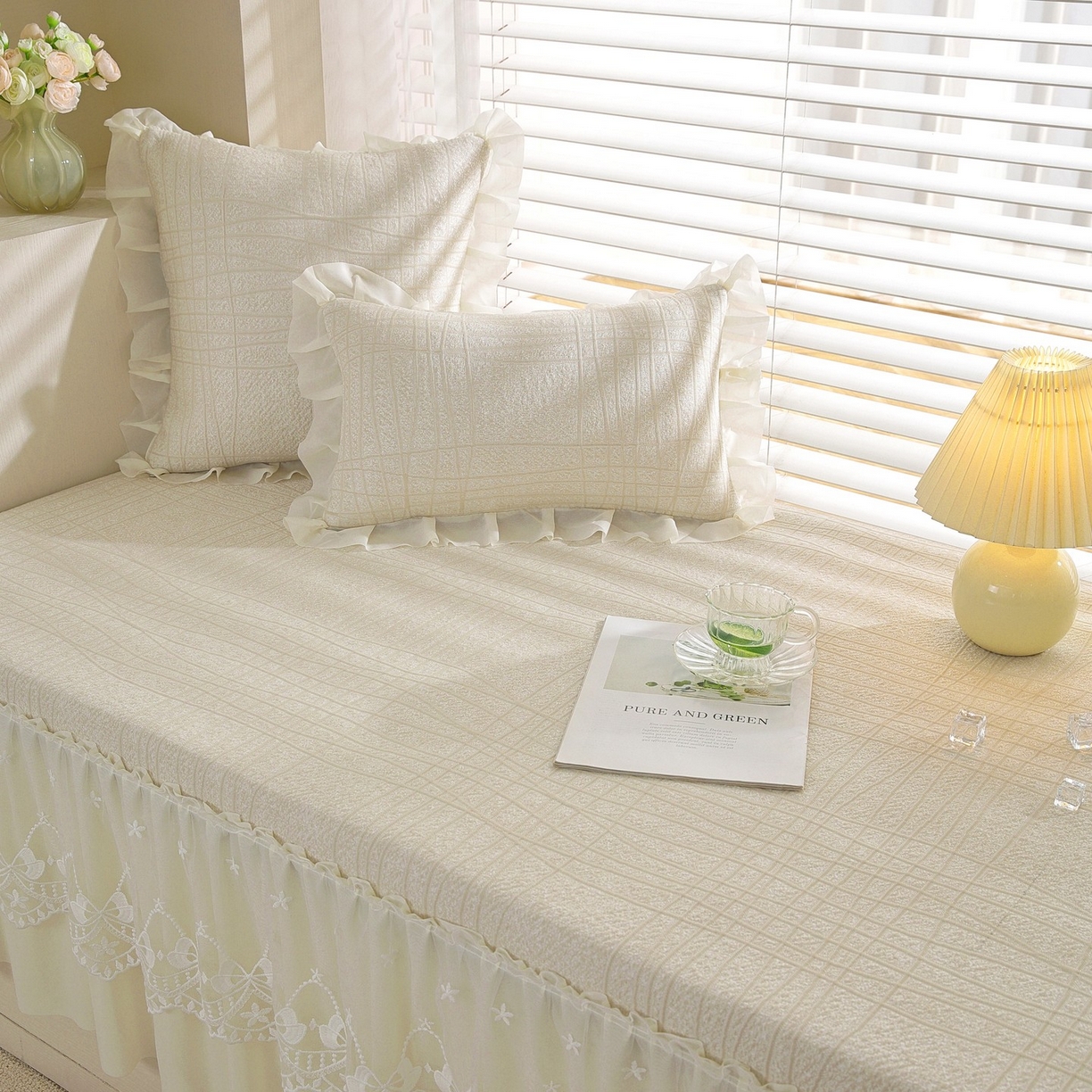 91家纺网 家纺一手货源 找家纺 共鸣沙发垫 2026新款冰豆豆条纹5厘米海绵飘窗垫系列 冰豆条纹米黄