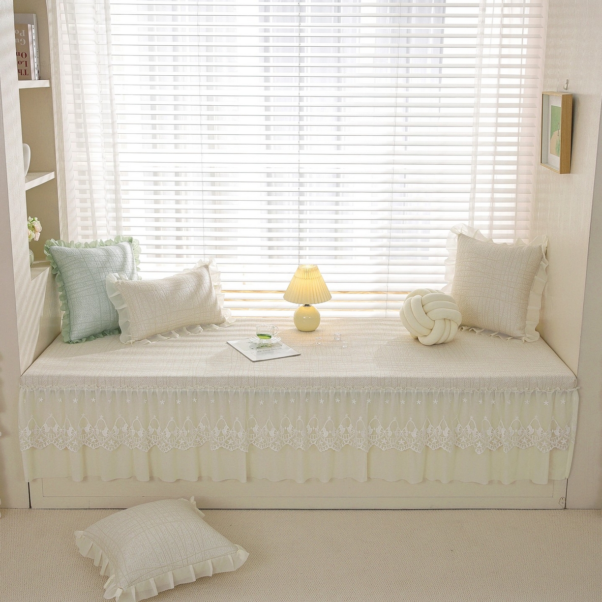 91家纺网 家纺一手货源 找家纺 共鸣沙发垫 2026新款冰豆豆条纹5厘米海绵飘窗垫系列 冰豆条纹米黄