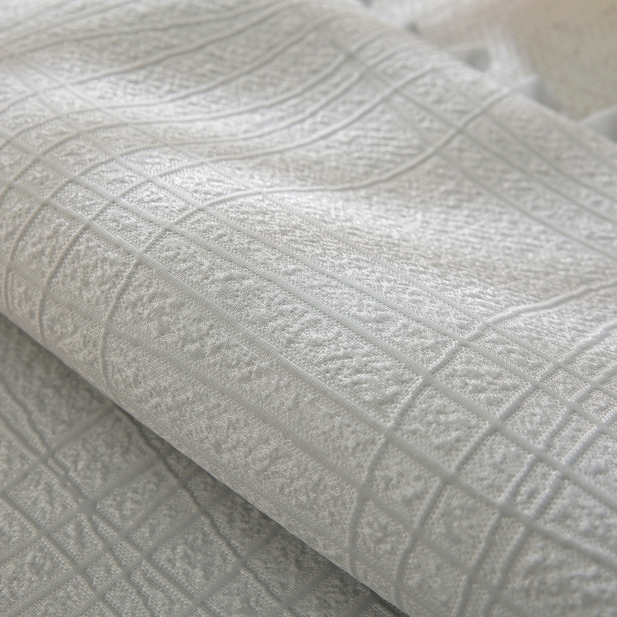 91家纺网 家纺一手货源 找家纺 共鸣沙发垫 2026新款冰豆豆条纹5厘米海绵飘窗垫系列 冰豆条纹灰色