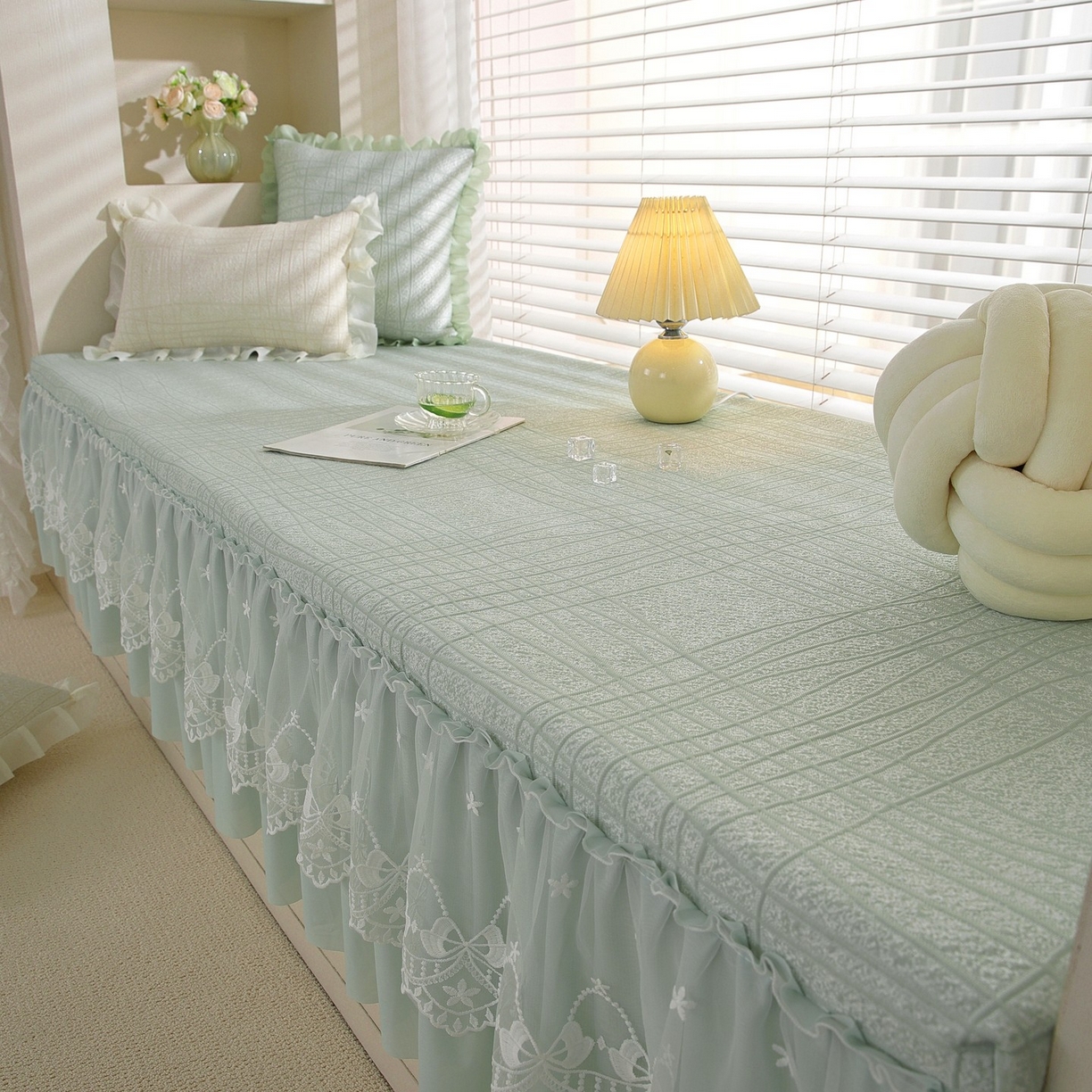 91家纺网 家纺一手货源 找家纺 共鸣沙发垫 2026新款冰豆豆条纹5厘米海绵飘窗垫系列 冰豆条纹绿色