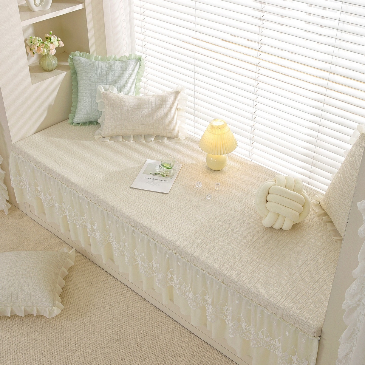 91家纺网 家纺一手货源 找家纺 共鸣沙发垫 2026新款冰豆豆条纹5厘米海绵飘窗垫系列 冰豆条纹米黄