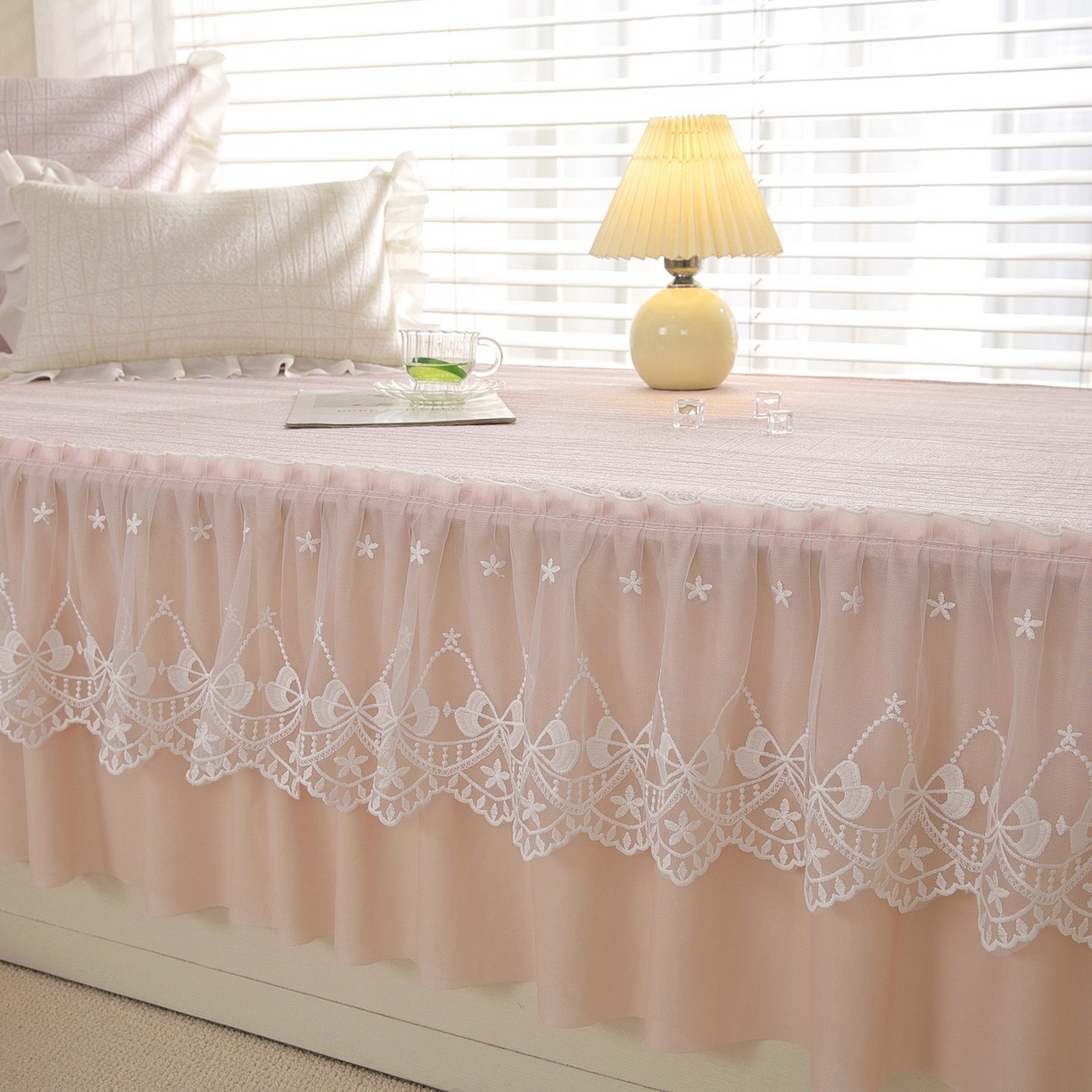 91家纺网 家纺一手货源 找家纺 （总）共鸣沙发垫 2026新款冰豆条纹飘窗垫系列